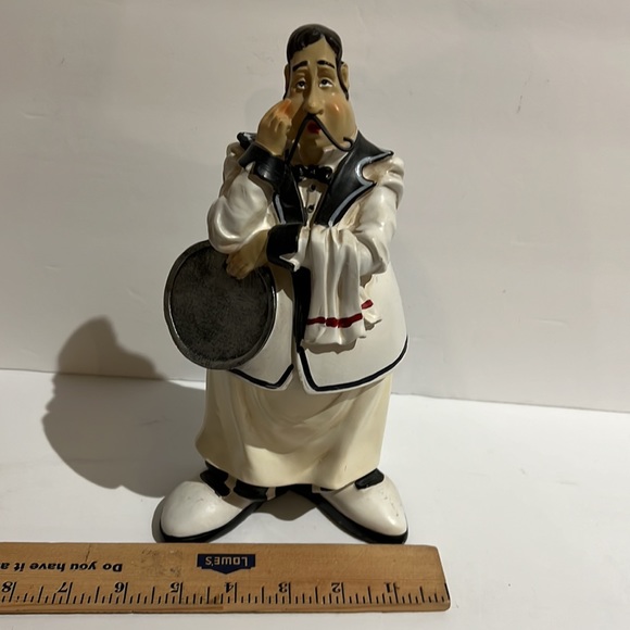10"H Chef Serving Statue Dining Room Accessory Decoration Figurine - Picture 9 of 9